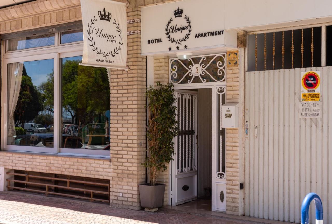 Unique Apartahotel 4-1 Torrevieja Exteriör bild